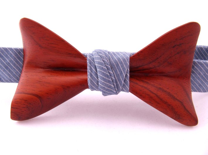 Check out a few new wood bow ties by Ella Bing